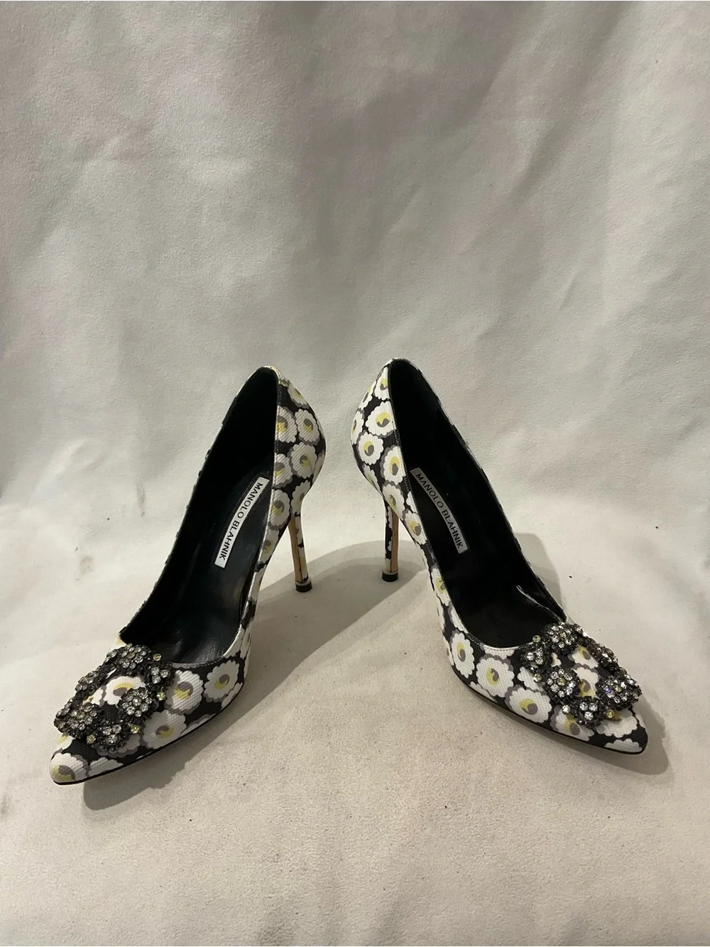 Manolo Blahnik Pumps